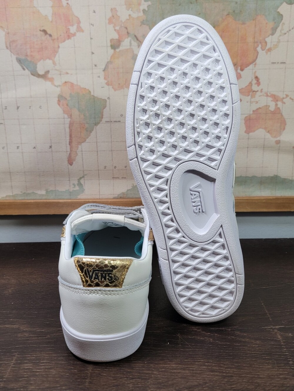 BRAND NEW Vans Lowland ComfyCush Velcro "Marshmallow/Gold Metallic" Women Sz 10 - Picture 9 of 9